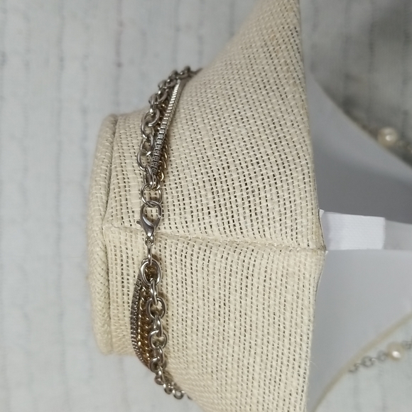 5/$25🌴Multi Colored Metal Chain Faux Pearl Necklace - Picture 4 of 4